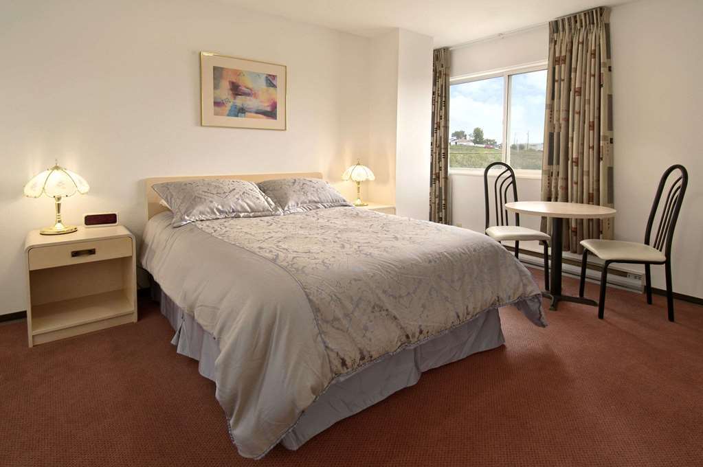 Hotel Ramada Limited Dawson Creek Zimmer foto